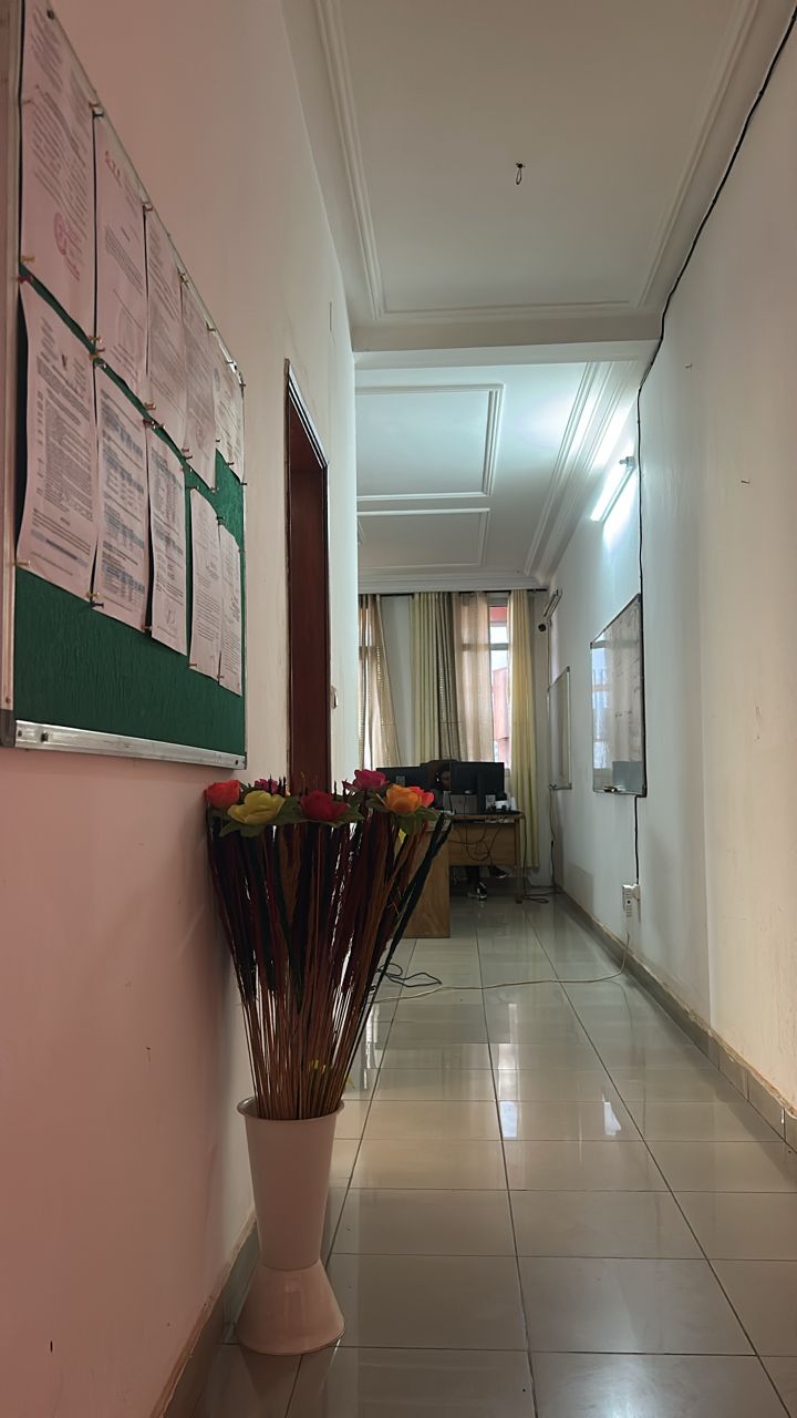 Laboratoire informatique équipé